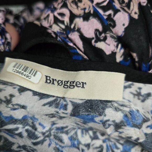 Brogger Dress Ruffle-Trim Floral Size Medium Black Pin Blue - Picture 11 of 12